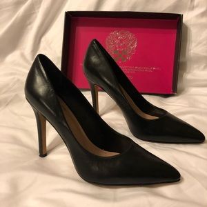 Vince Camuto black heels
